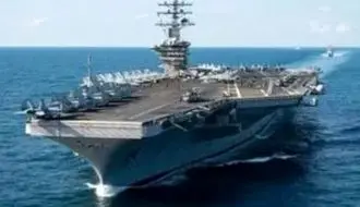 ویدئویی از نزدیک شدن قایق ایرانی‌ها به ناوشکن آمریکایی