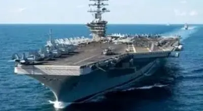 ویدئویی از نزدیک شدن قایق ایرانی‌ها به ناوشکن آمریکایی