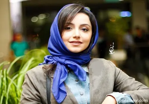 استایل تازه سحر دولتشاهی و نازنین بیاتی در یک نمایشگاه
