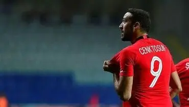 دستور اسماعیل کارتال برای جذب مهاجم دو رگه به پرسپولیس