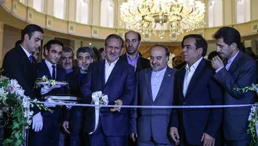 جهانگیری جنجالی ترین هتل ایران را افتتاح کرد+عکس