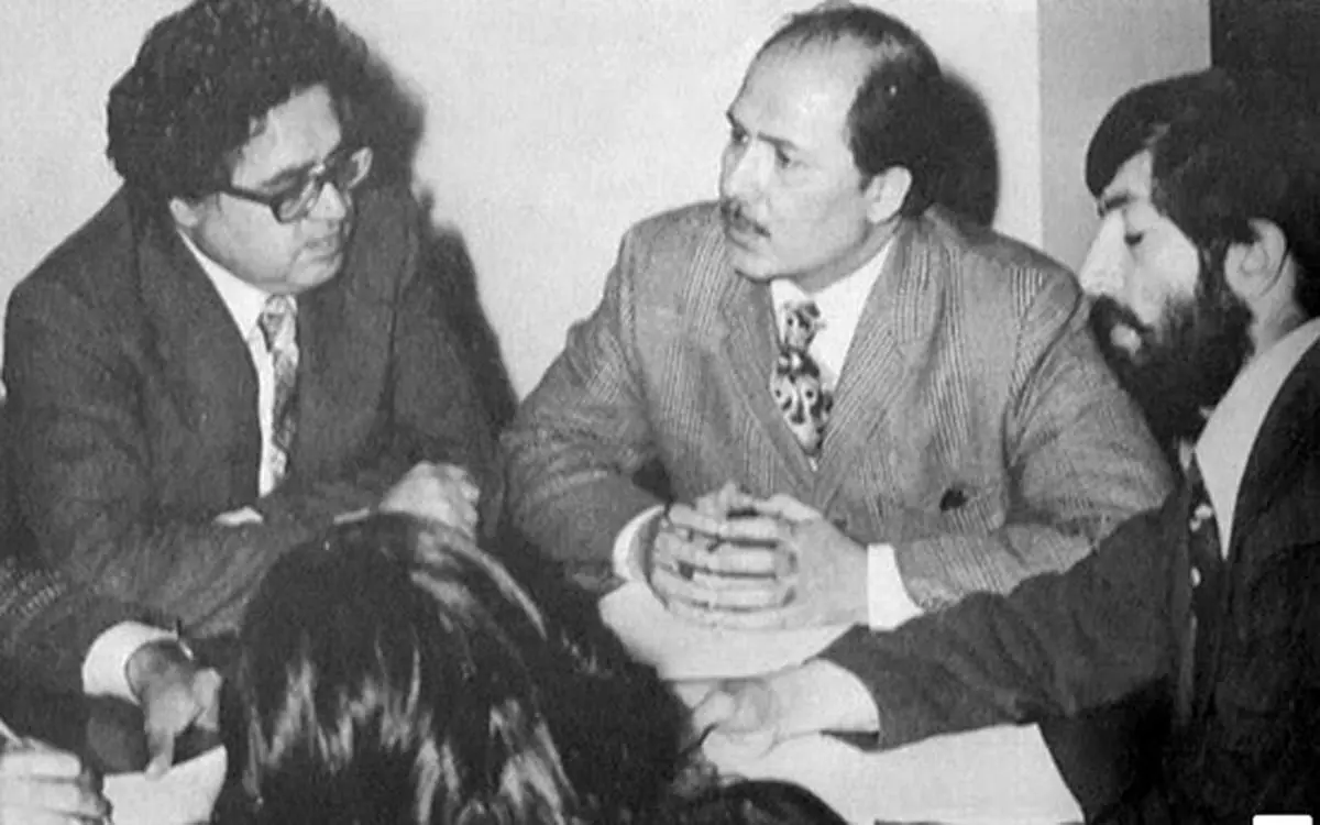 توضیح دهباشی در مورد عکس "حداد عادل" در انجمن شاهنشاهی