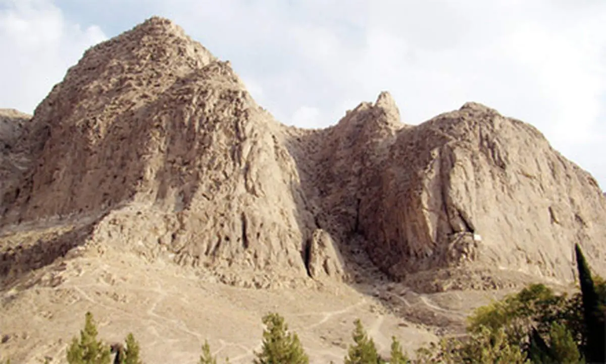 واگذاري كوه صاحب‌الزمان براي ساخت هتل هشت طبقه