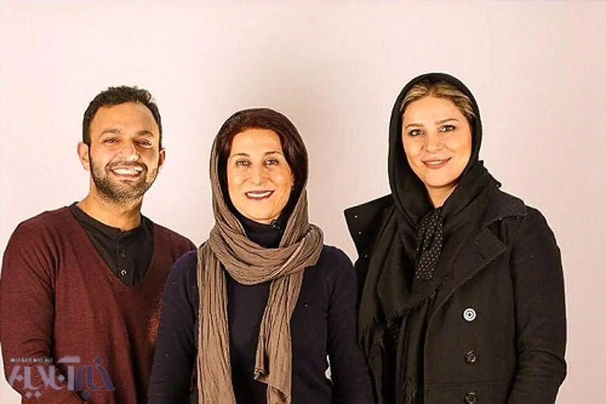 فاطمه معتمدآریا، سحر دولتشاهی و صابر ابر در یک عکس یادگاری