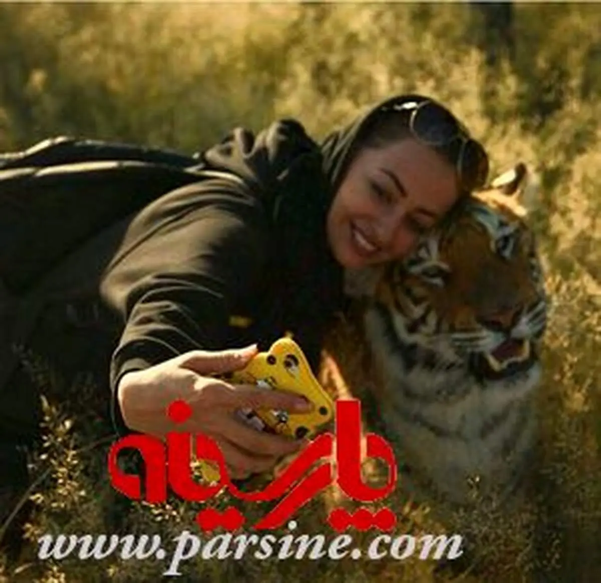 سلفی نفیسه روشن با ببر!