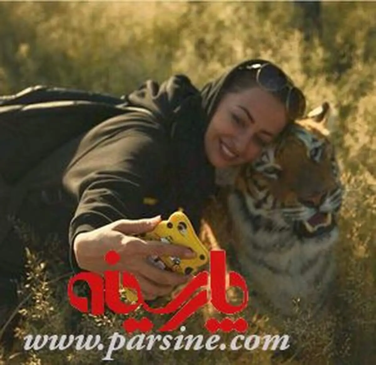سلفی نفیسه روشن با ببر!