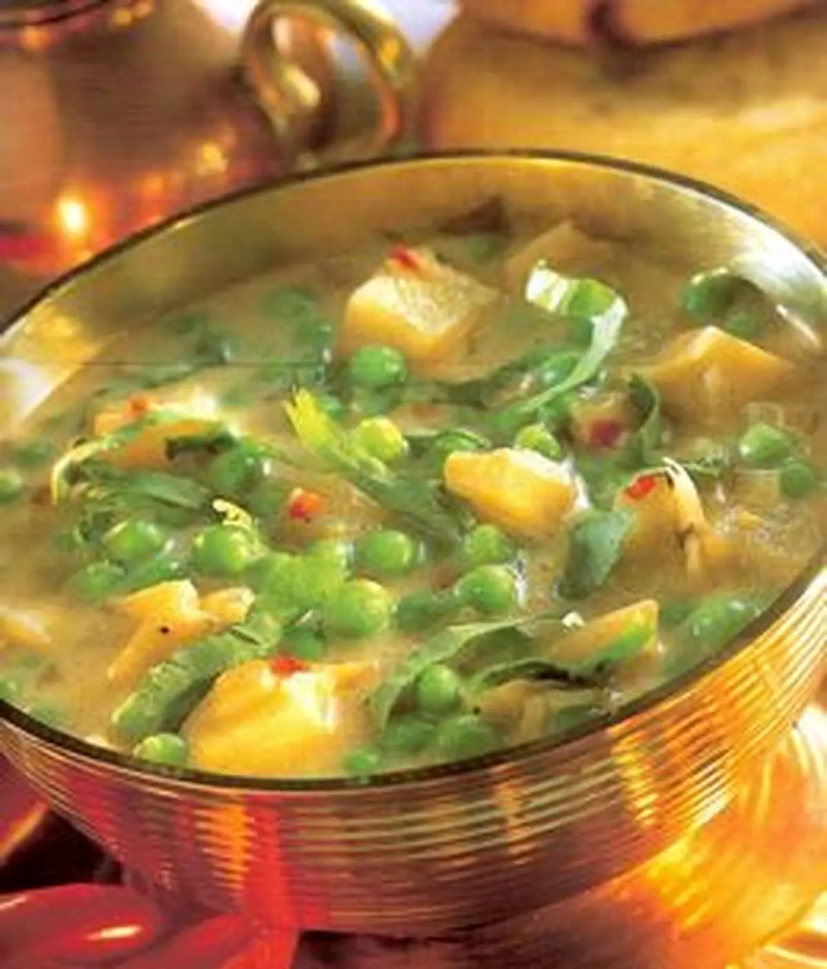 سوپ سیب زمینی و نخود فرنگی (هندی)