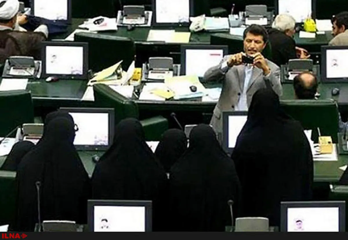 بررسی وضعیت حضور زنان در تاریخ مجالس شورای اسلامی + جدول