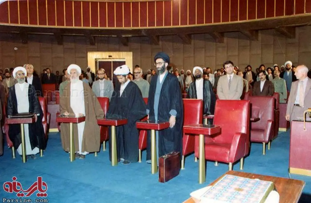 عکس:آیت الله خامنه ای در دوران نمایندگی مجلس اول