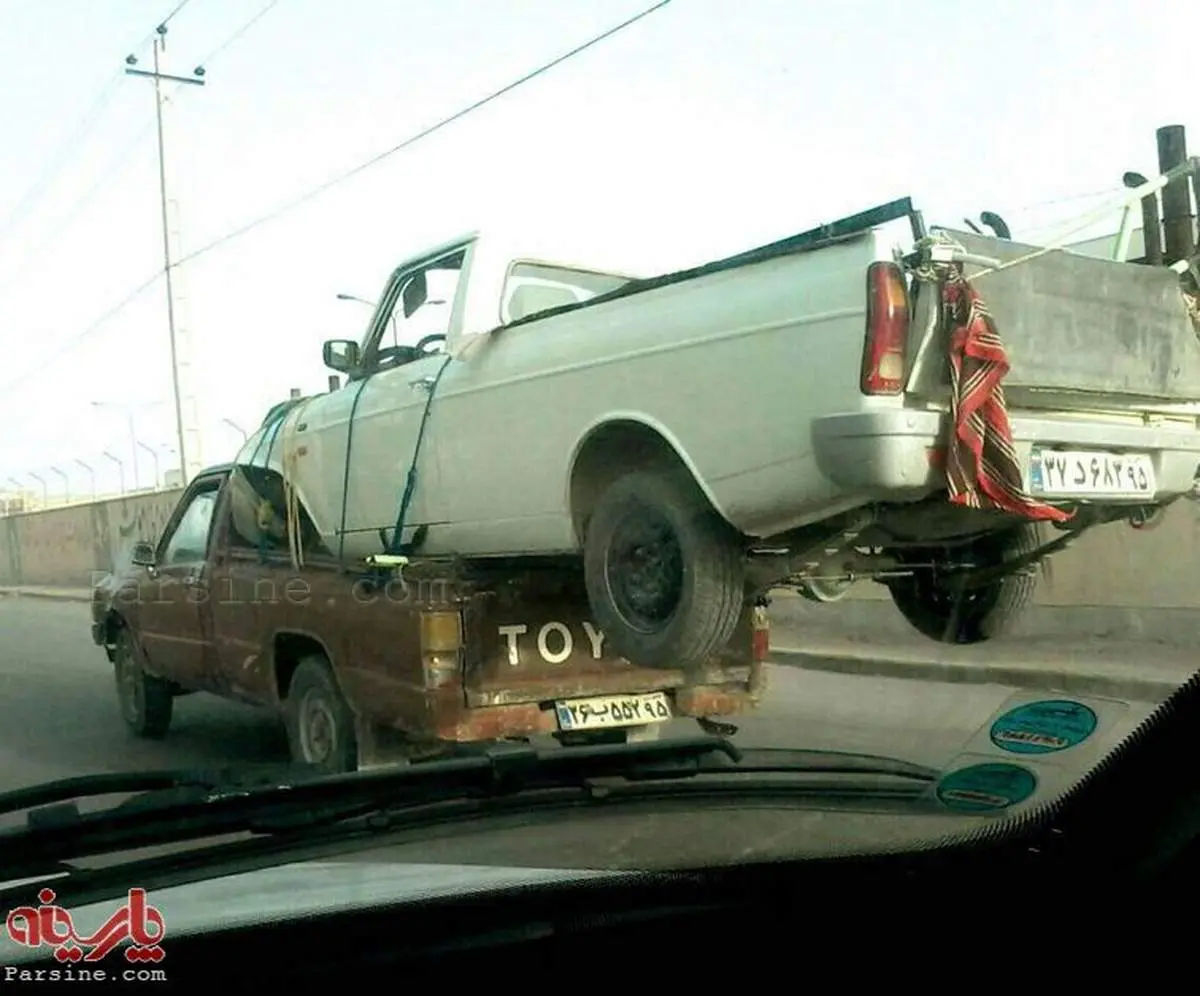 شیوه عجیب حمل وانت توسط وانت!