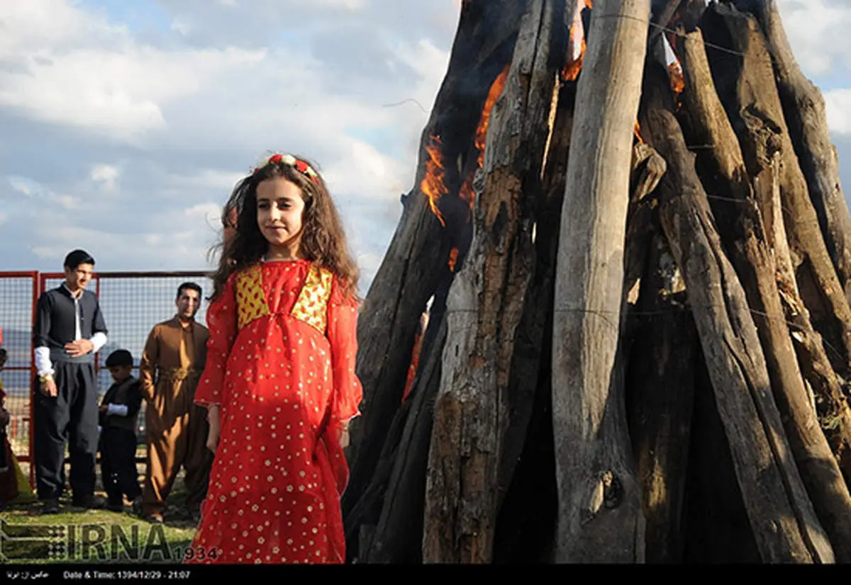 عکس: دختران زیبای مریوان در مراسم سنتی نوروز