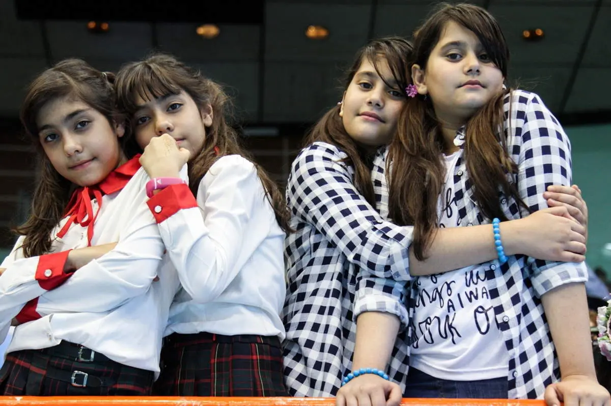 لحظات کم نظیر از گردهمایی ۲ و چند قلوها +عکس