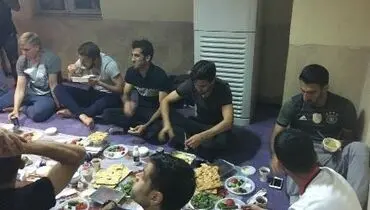 تصویری از افطاری برانکو در شب قدر