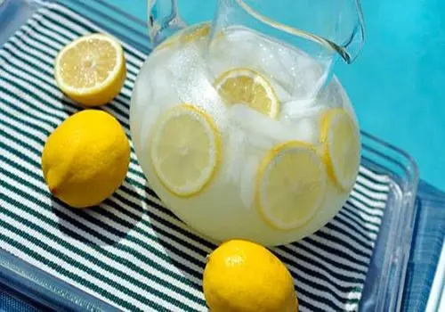 ۴ نوشیدنی طلایی برای بهبود عملکرد ورزشی در گرما