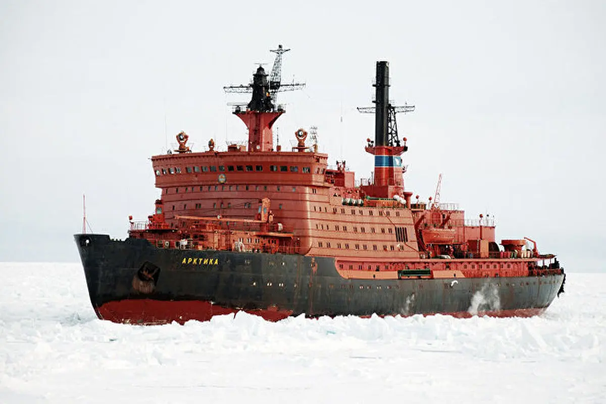 رونمایی از بزرگترین کشتی‌ یخ‌شکن جهان