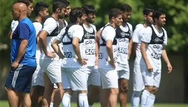 باران تمرین استقلال را به تعویق انداخت + عکس