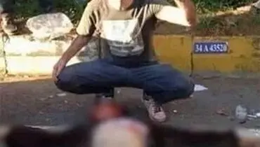 عکس یادگاری با جسد کودتاگر!