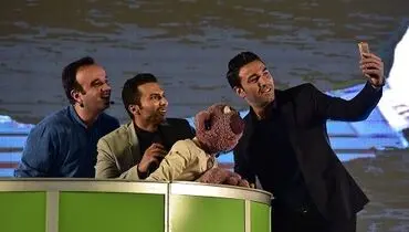 سلفی نکونام با جناب خان