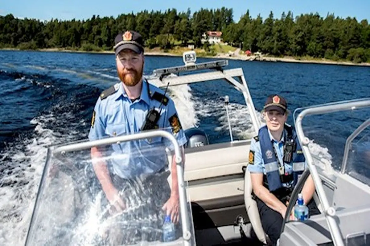 پلیس نروژی خودش را جریمه کرد