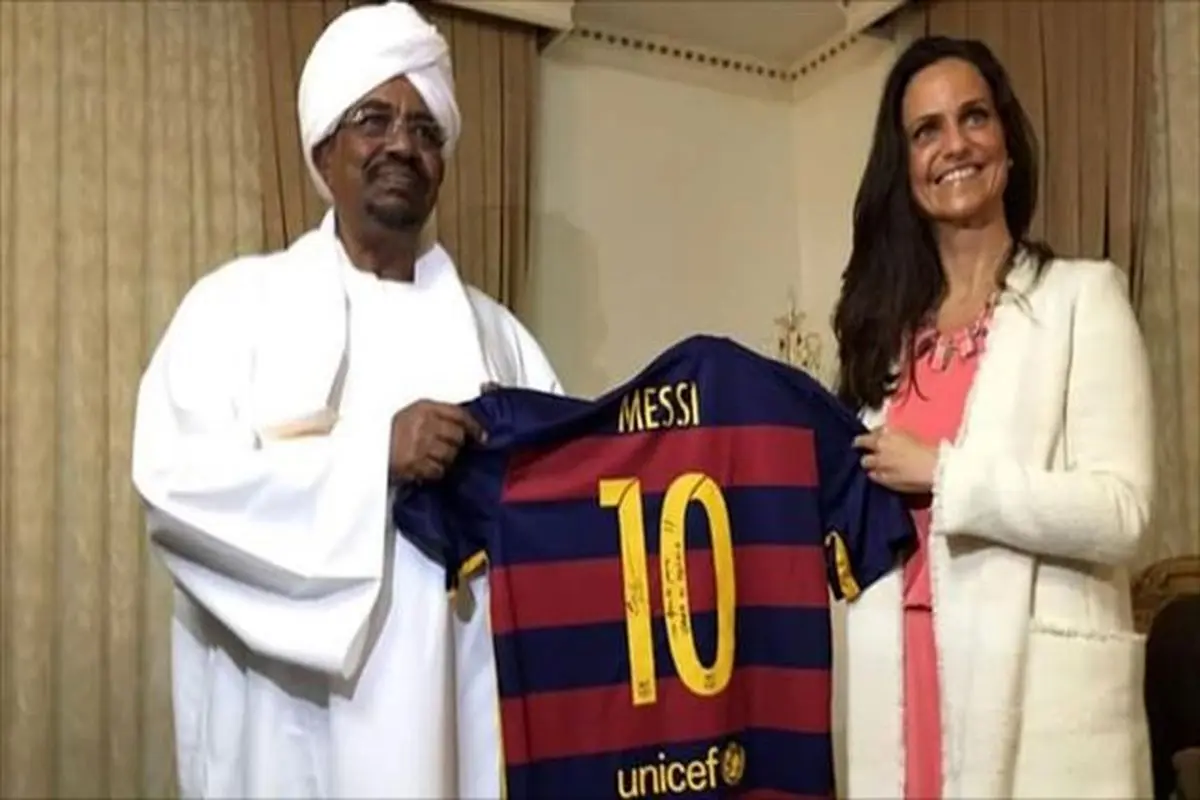 هدیه مسی به رییس جمهور سودان
