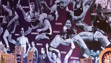 تصویر تختی و سوریان بر روی دیوار سالن کشتی ریو