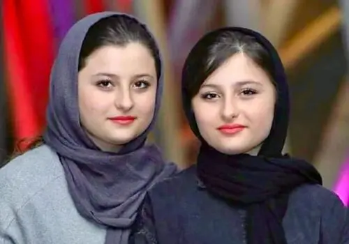 سارا و نیکای پایتخت ۲۲ ساله شدند؛ دوقلوهای نقی معمولی در جشن تولدشان!