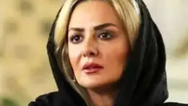 استایل کژوال بیتا سحرخیز در خیابان‌های تهران