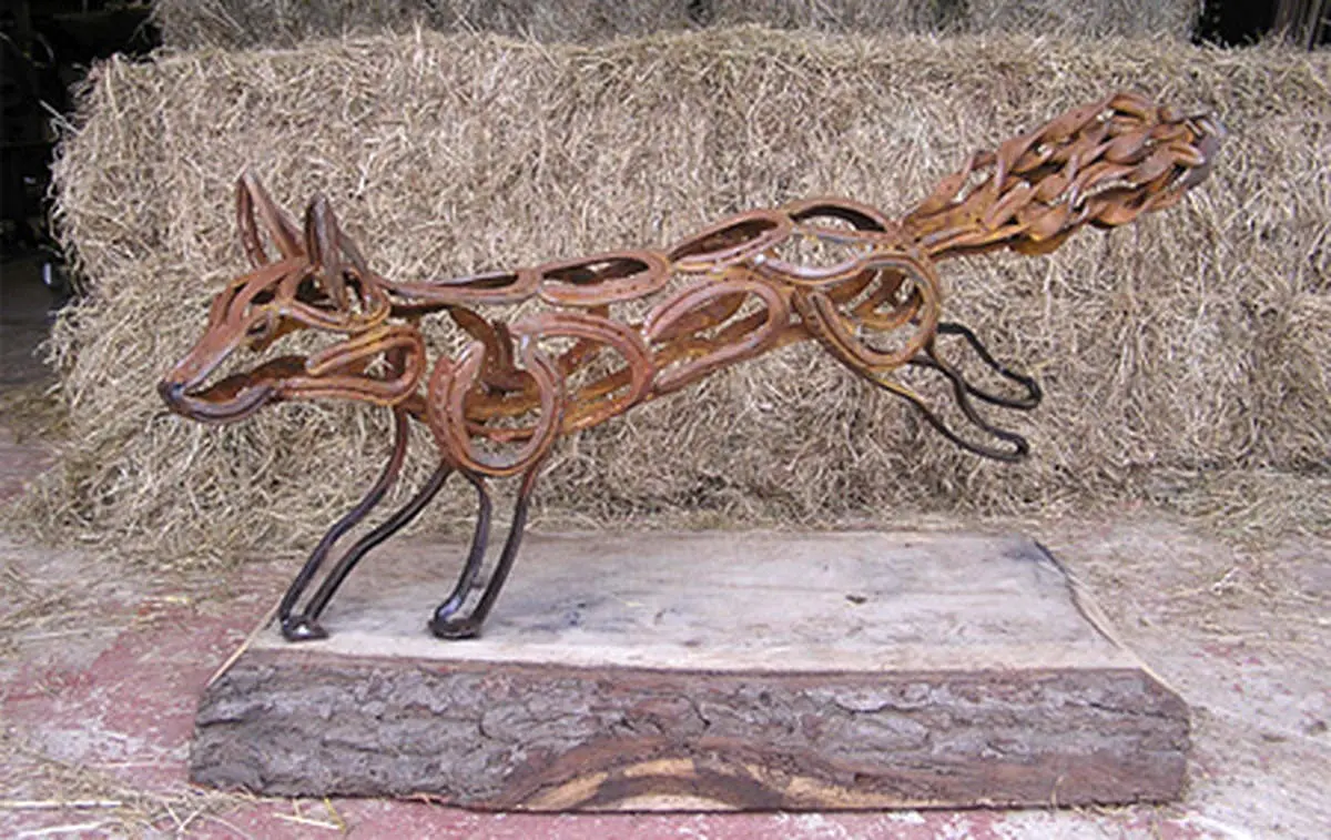 تصاویری از مجسمه های آهنی