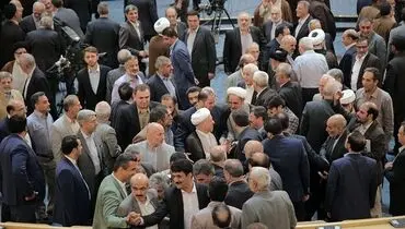 بازار داغ احوالپرسی با آیت‌الله هاشمی