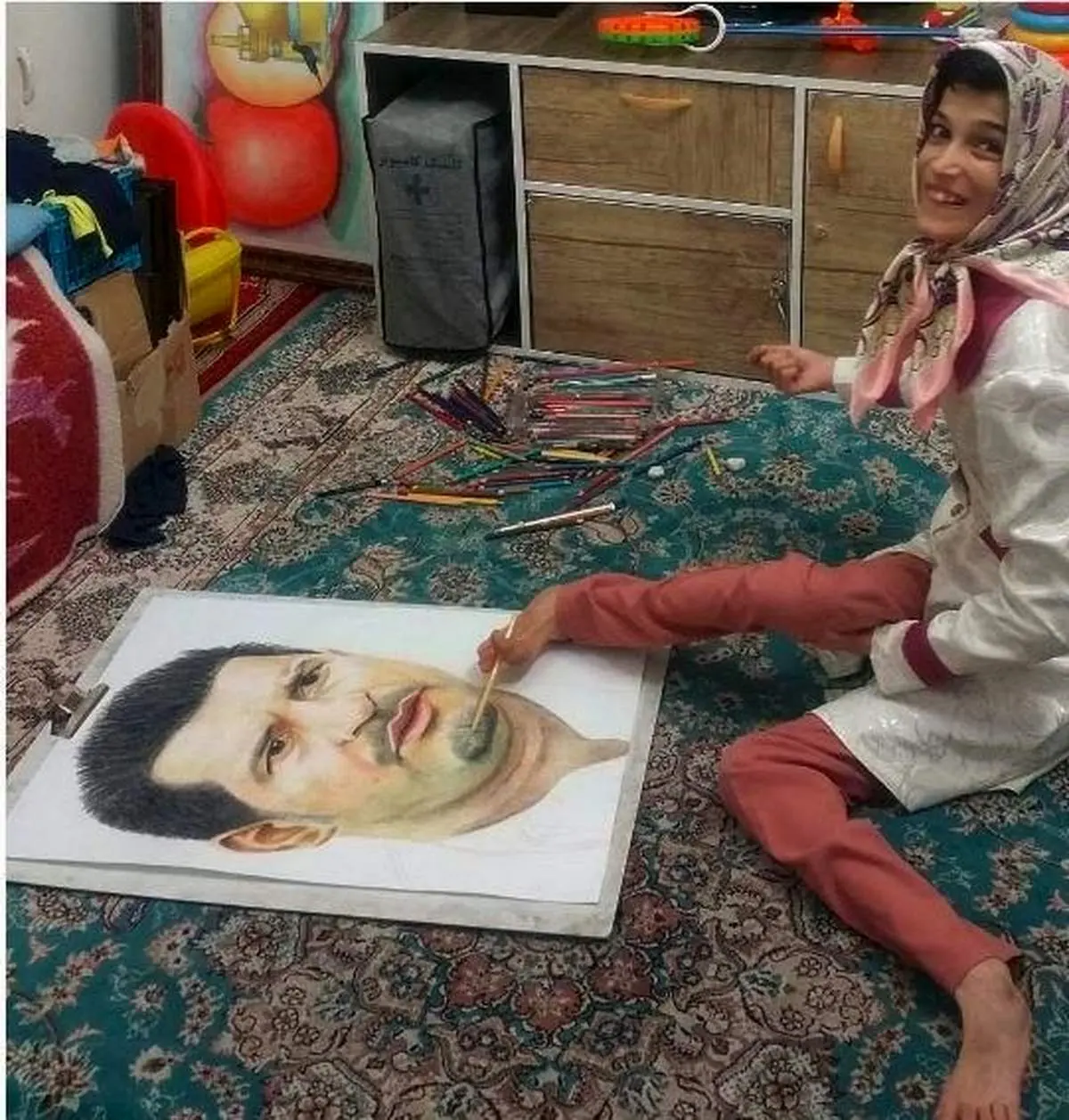 طراحی دختر معلول از علی دایی