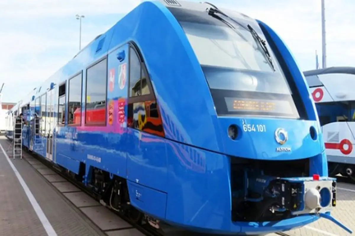 اولین قطار مسافربری جهان با سوخت هیدروژن
