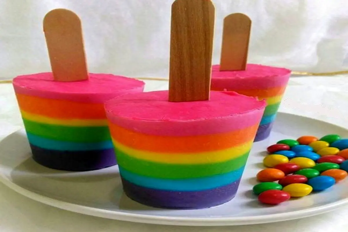 بستنی خانگی رنگارنگ درست کنید