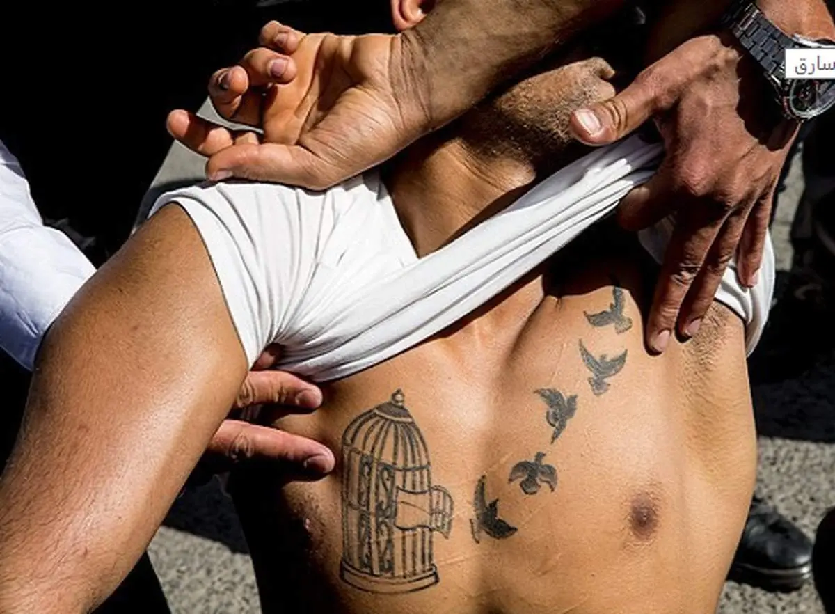 خالکوبی سینه یک سارق تهرانی