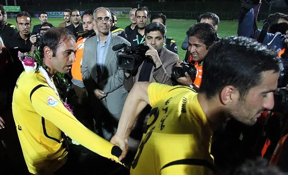 چرا خداحافظی نويدكيا انجام نشد؟