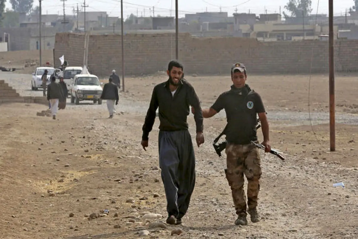 اعضای داعش با نزدیک شدن عراقی‌ها ریش خود را می‌تراشند