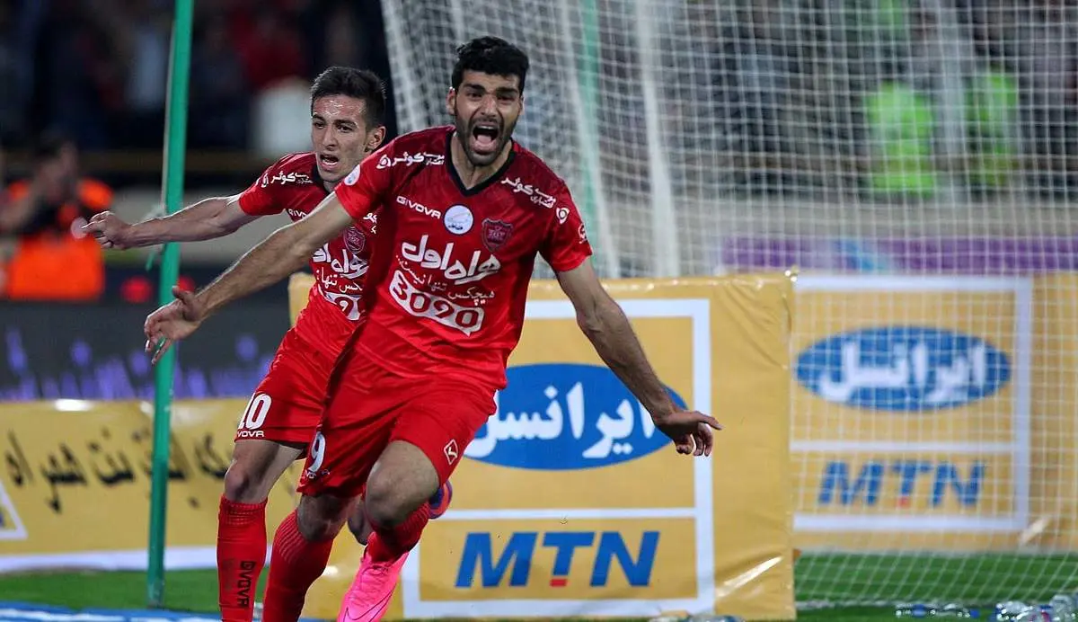 ديپورت شدگان تركيه، پرسپوليس را صدرنشين كردند
