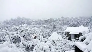 بارش سنگین برف پائیزی در مازندران