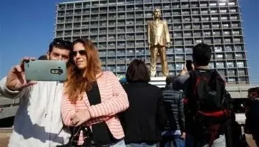 مجسمه طلایی نتانیاهو سوژه شد +تصاویر