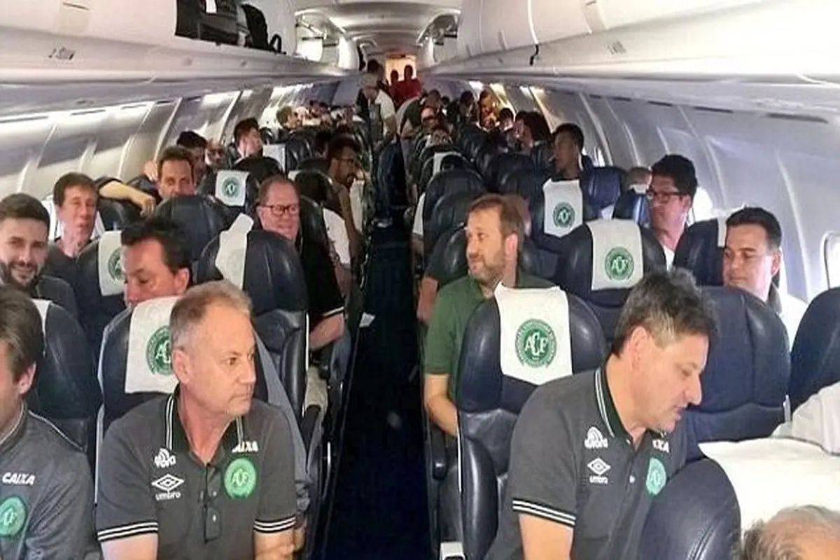 سقوط هواپیمای حامل بازیکنان فوتبال برزیل+تصاویر