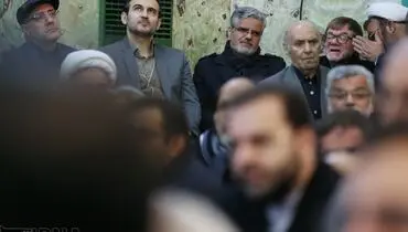 محمود صادقی در حاشیه مراسم یادبود آیت الله اردبیلی