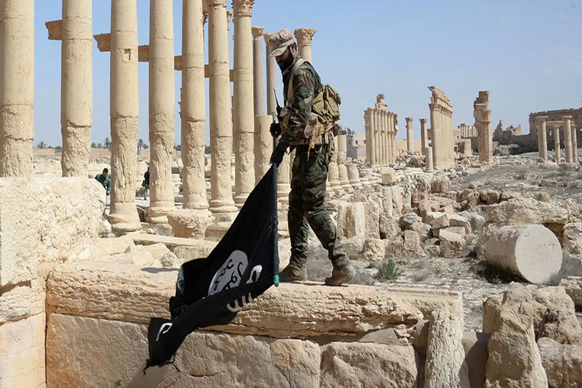 اخبار ضد و نقیض از حمله دوباره داعش و سقوط  پالمیرا