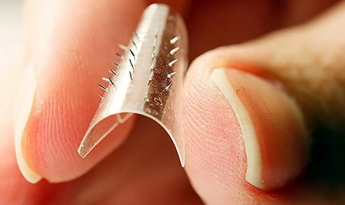 تزریق دارو بدون درد با چسب سوزنی!