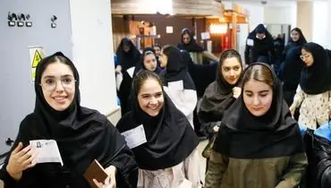 والدین رتبه‌های برتر کنکور چه شغلی دارند؟