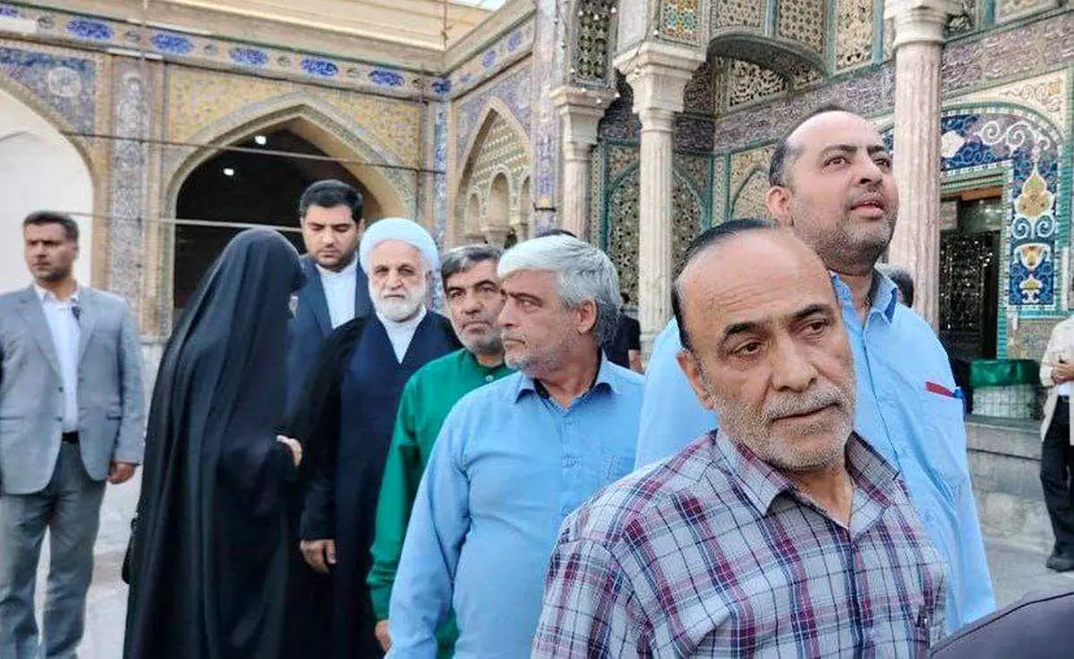 حضور محسنی اژه ای در حرم عبدالعظیم برای رای دادن+ فیلم