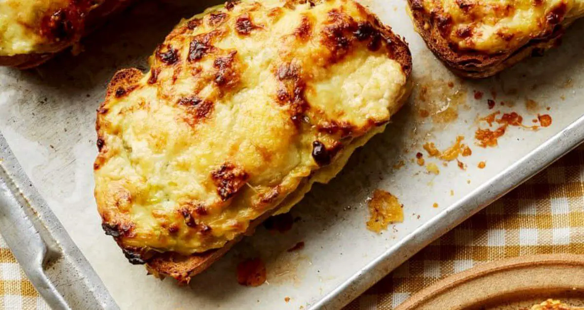 ساندویچ فرانسوی با طعمی تازه؛ کروک موسیو با پیچ و تاب پاییزی