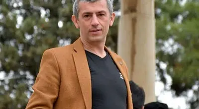 آقای بازیگر: در این روزها داوطلب می شوم ریاضی تدریس کنم!
