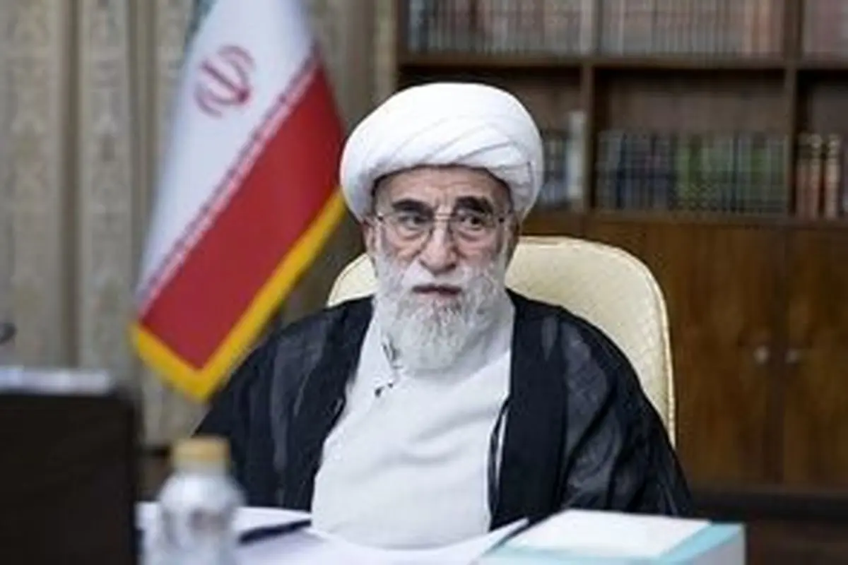 تصویر جدید آیتالله جنتی با ویلچر خبرساز شد
