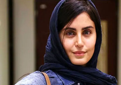 استوری تبریک سال نو؛الناز شاکردوست ساده و زیبا مثل همیشه