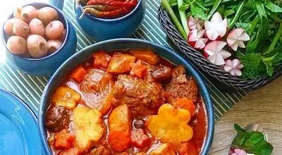 طرز تهیه تاس کباب خوشمزه و خاص با گوشت چرخ کرده
