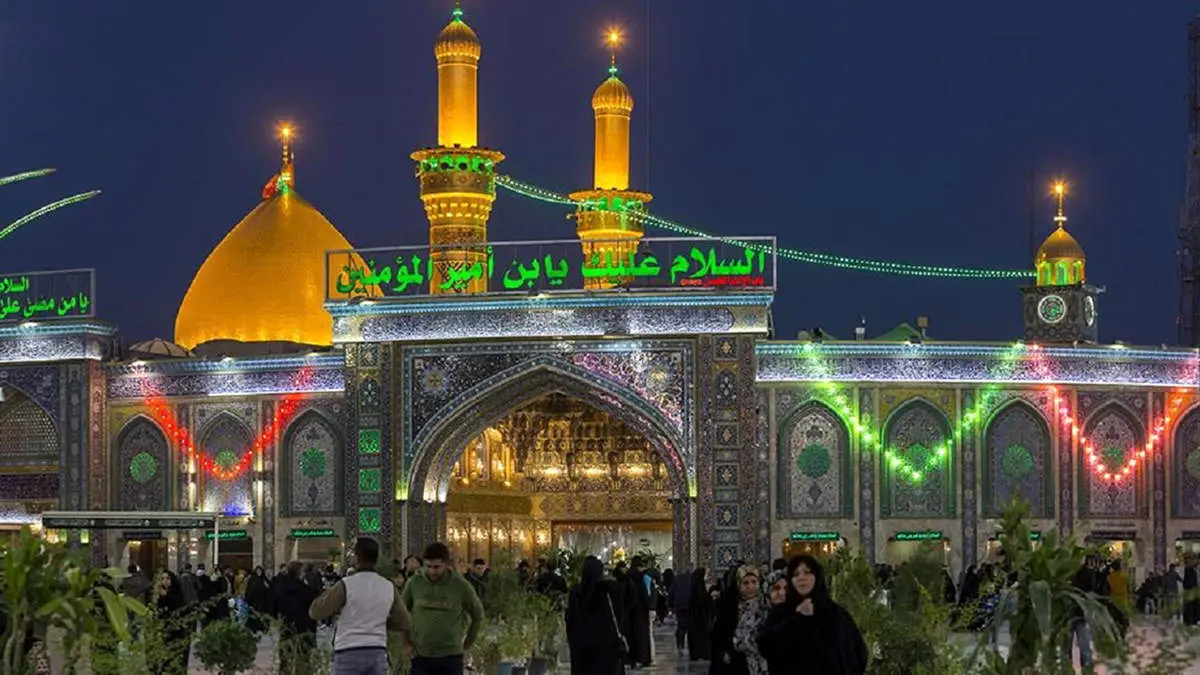 گل آرایی زیبا و تماشایی حرم مطهر حضرت اباالفضل (ع)+فیلم